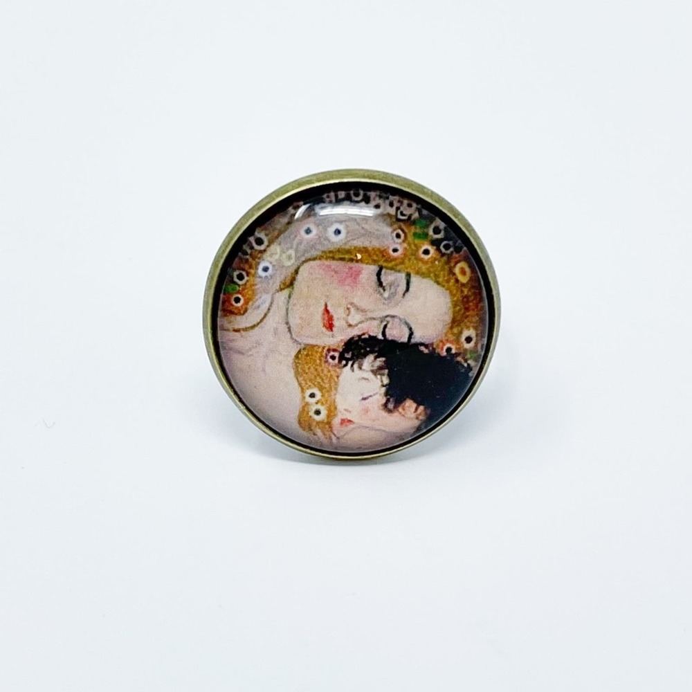 Mother and Child Wearable Art Ring - Picture 2 of 5